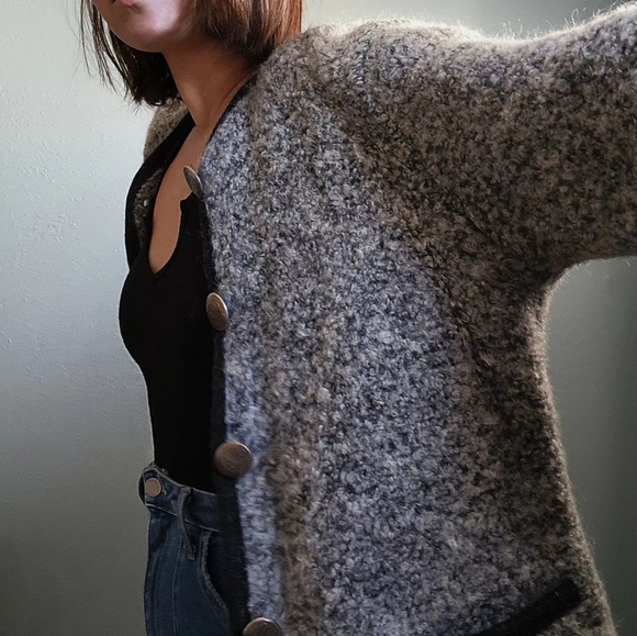 Trimmed alpaca coat - Picture 2 of 4